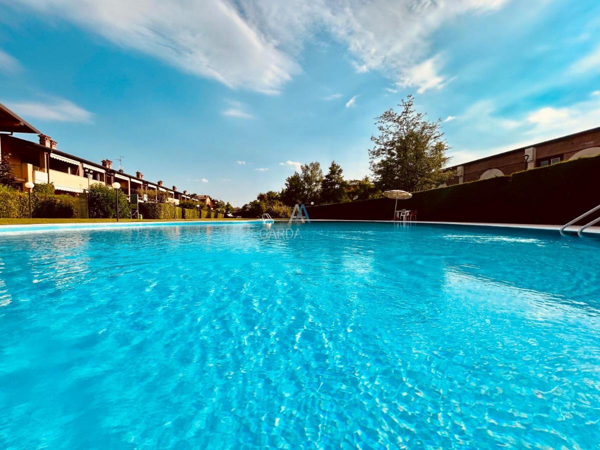 סירמיונה Artemide Apartment - A Soli 150M Dal Lago Di Garda מראה חיצוני תמונה