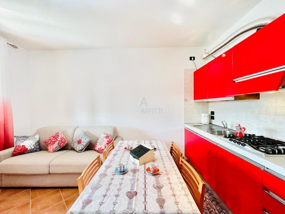 סירמיונה Artemide Apartment - A Soli 150M Dal Lago Di Garda מראה חיצוני תמונה