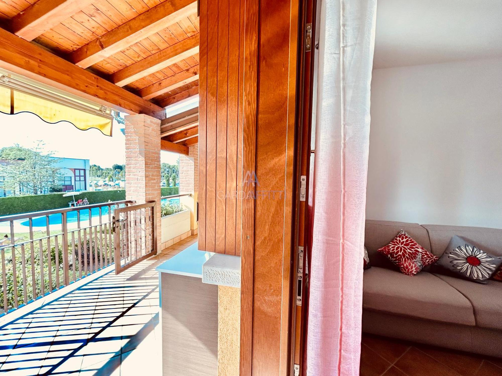 סירמיונה Artemide Apartment - A Soli 150M Dal Lago Di Garda מראה חיצוני תמונה