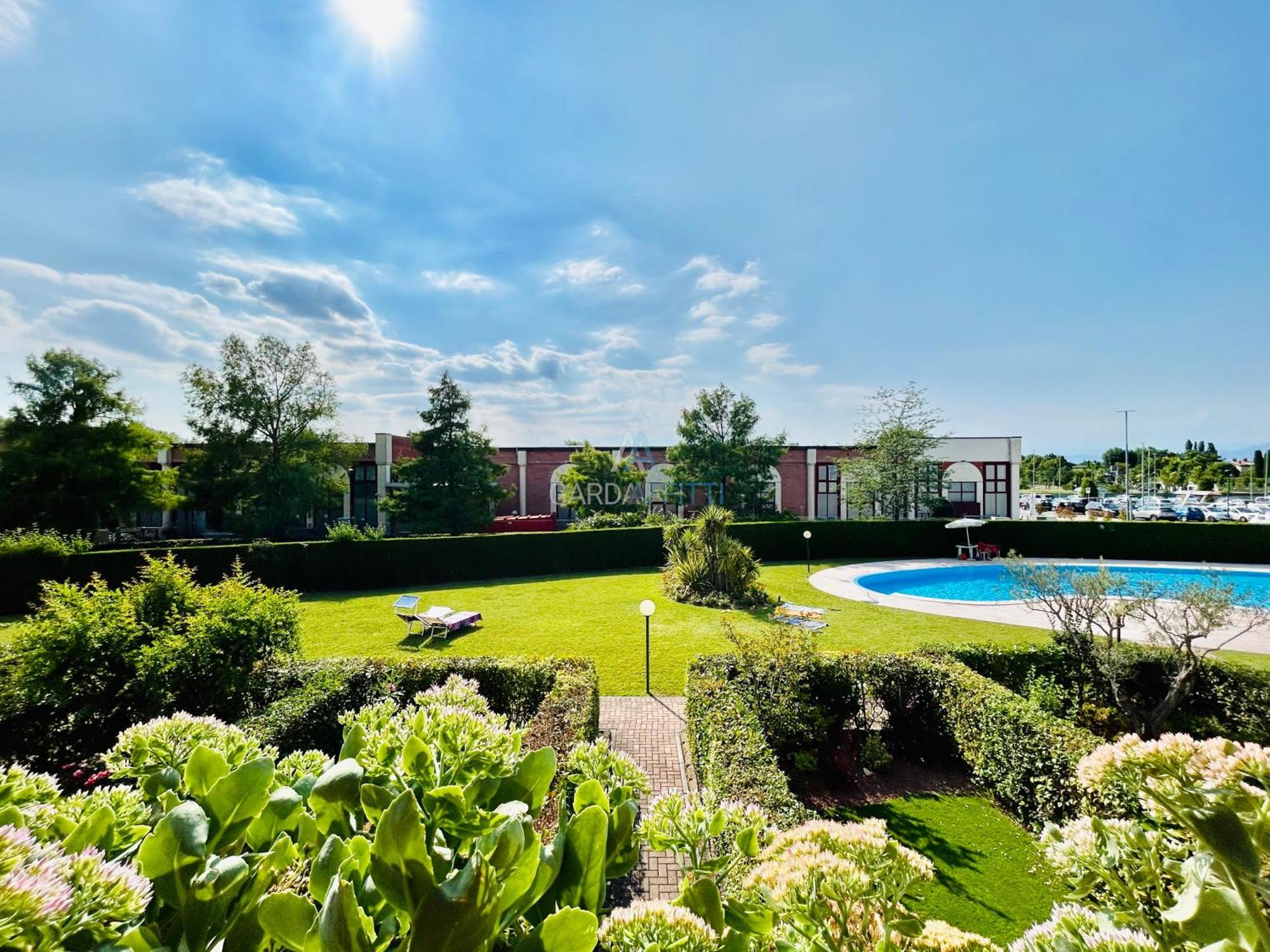 סירמיונה Artemide Apartment - A Soli 150M Dal Lago Di Garda מראה חיצוני תמונה