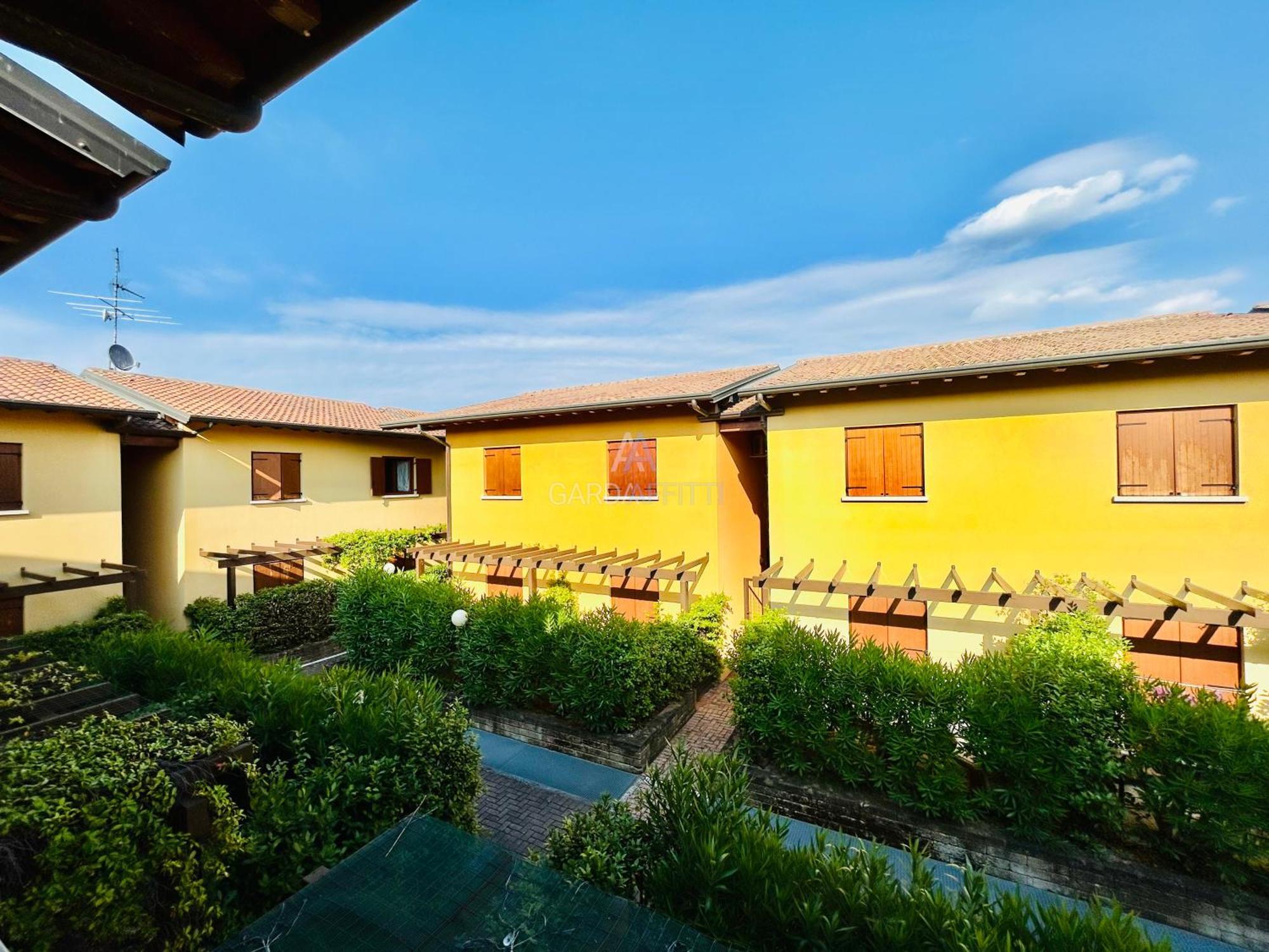 סירמיונה Artemide Apartment - A Soli 150M Dal Lago Di Garda מראה חיצוני תמונה