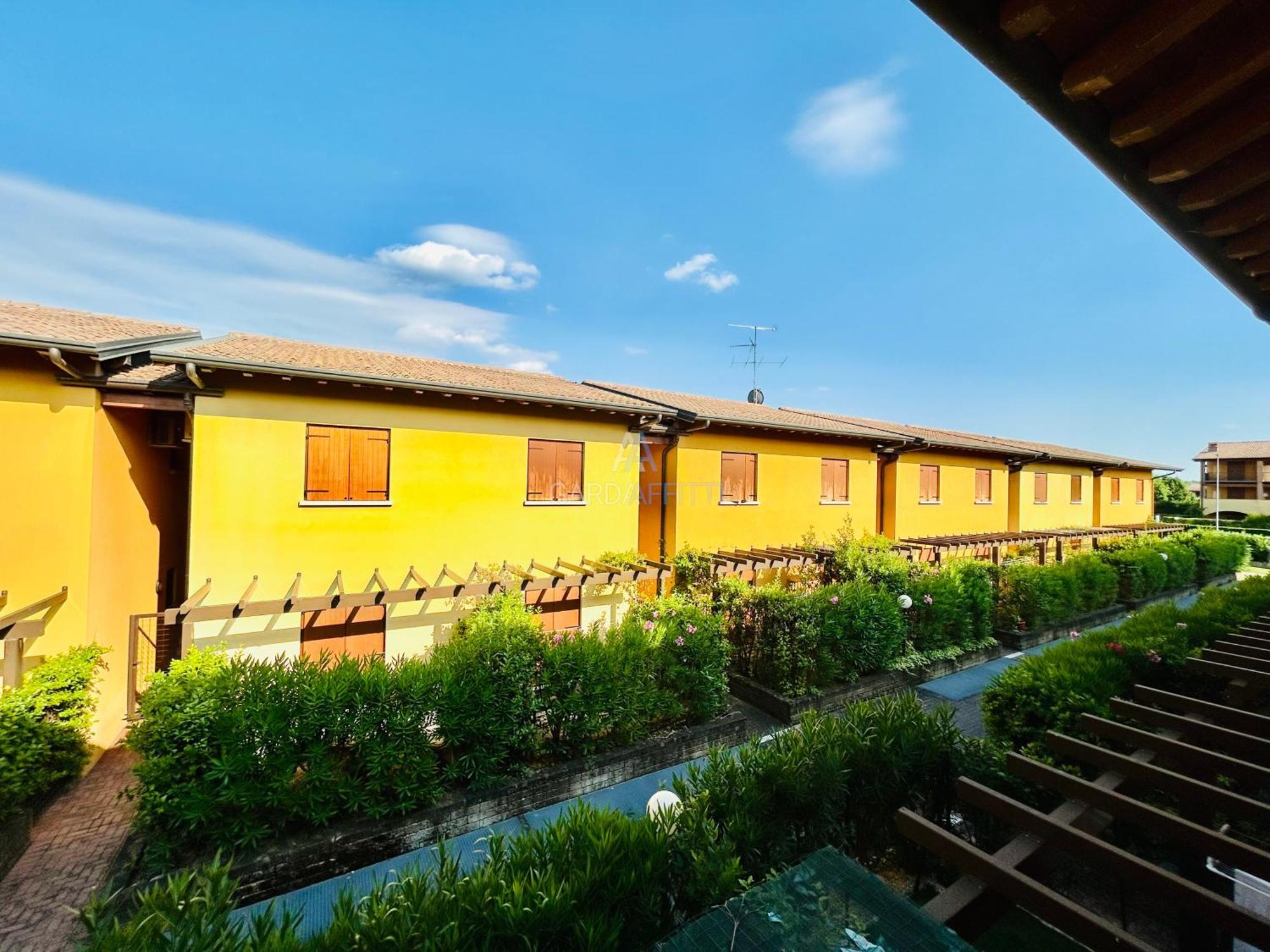 סירמיונה Artemide Apartment - A Soli 150M Dal Lago Di Garda מראה חיצוני תמונה