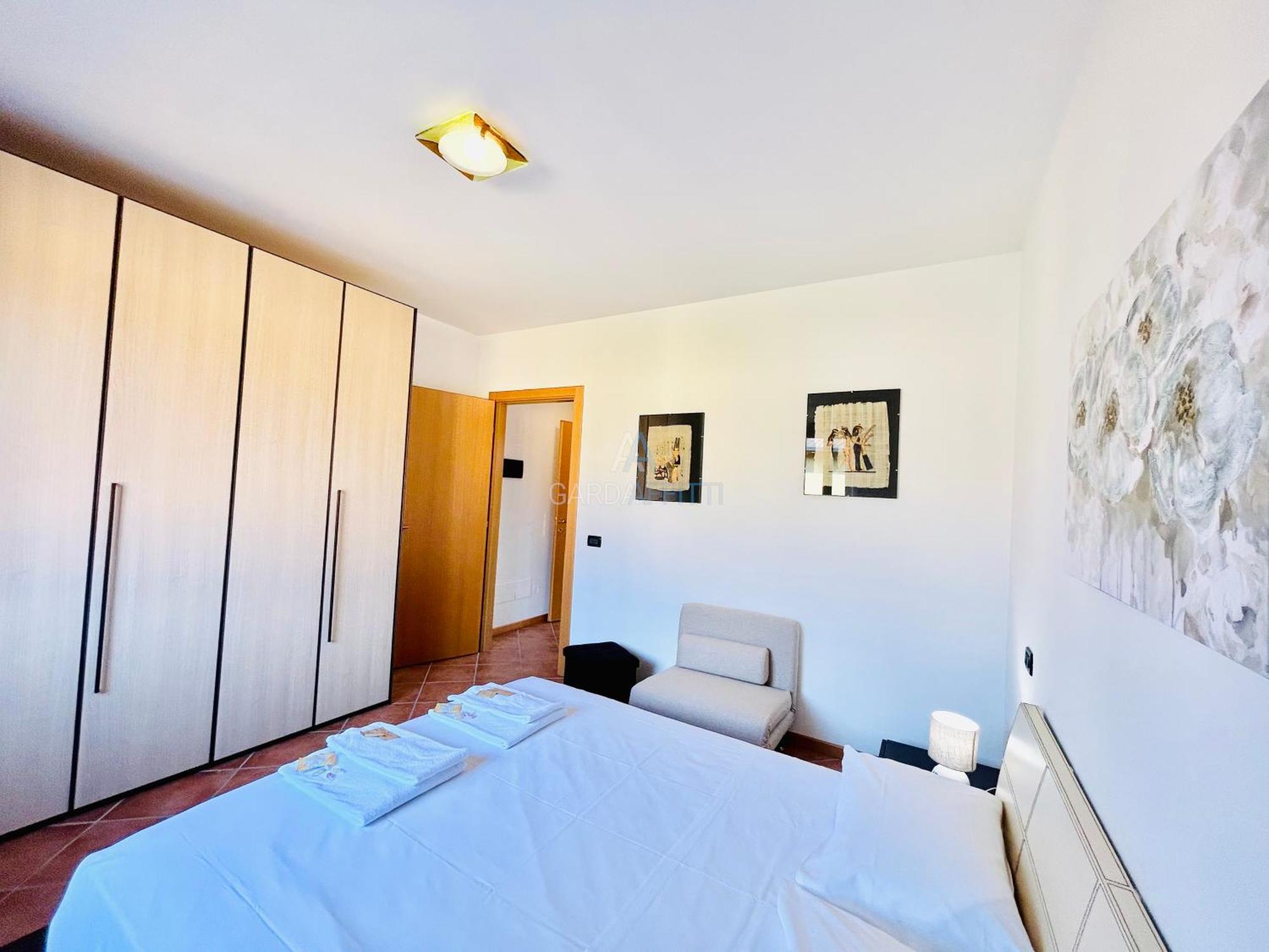 סירמיונה Artemide Apartment - A Soli 150M Dal Lago Di Garda מראה חיצוני תמונה